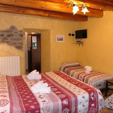 La Slitta Bed and Breakfast Roure Turin Exteriör bild