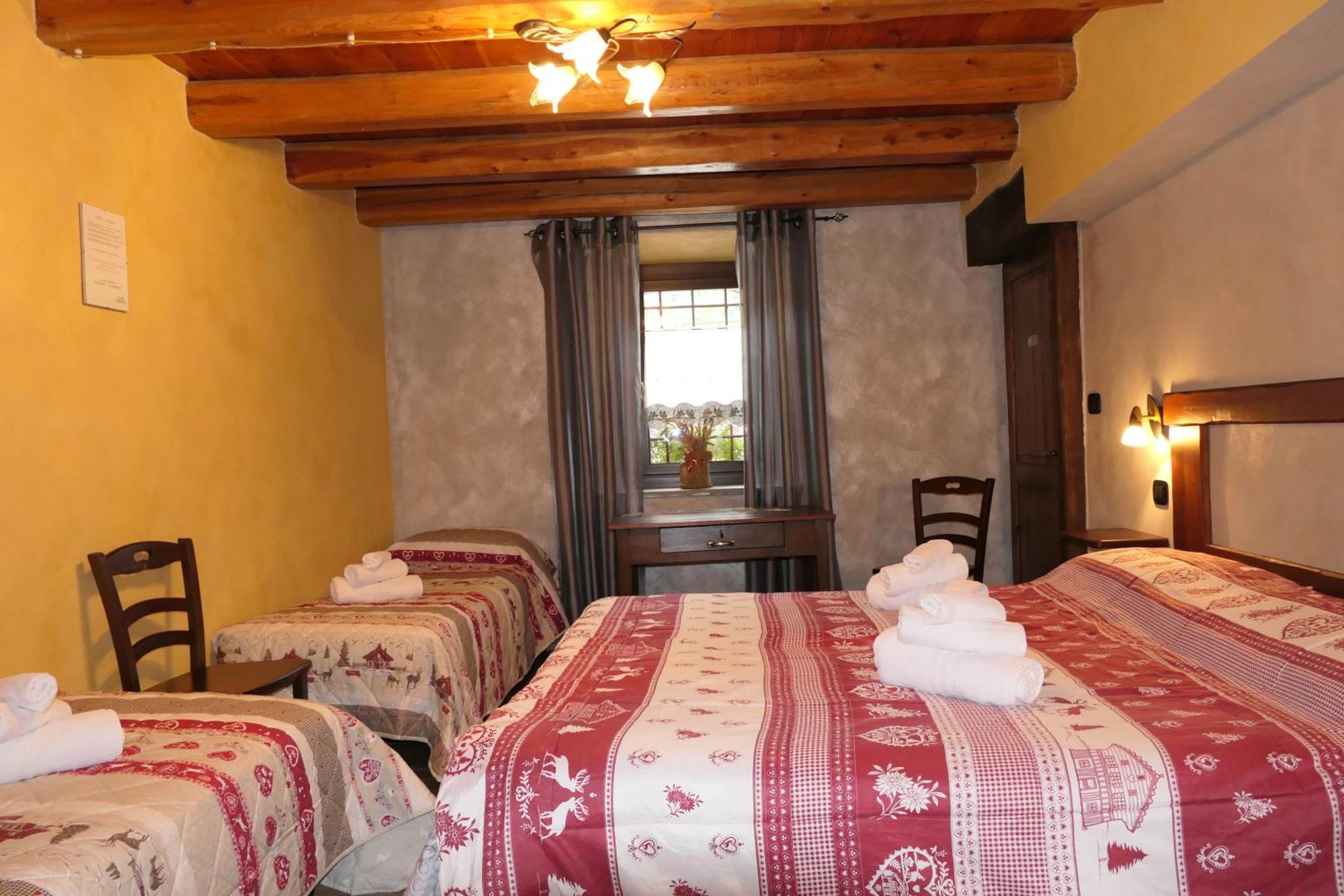 La Slitta Bed and Breakfast Roure Turin Exteriör bild